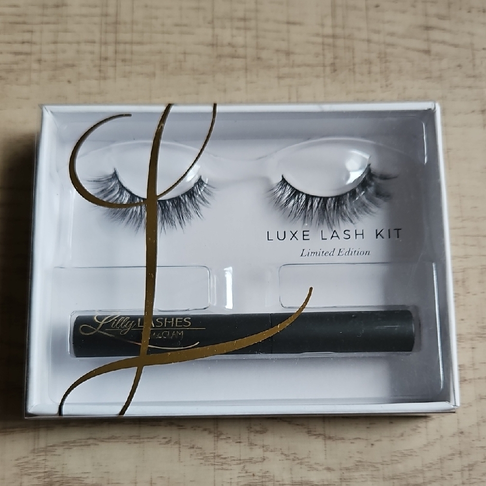 Lilly Lashes Luxe Lash Kit